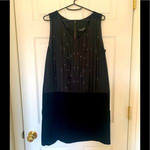 Cotélac sleeveless black dress size 2 with pockets!